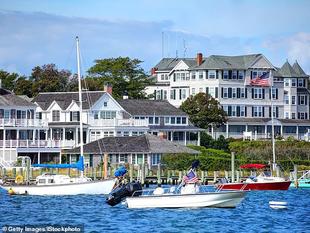 Society Heiress's Shocking Divorce: Affair and Lockdown Reveal Turbulent Chapter in Her Life