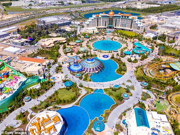 Universal Orlando Faces Lawsuit Over Death of 70-Year-Old Rider: Safety Protocols and Legal Battle Spark Debate