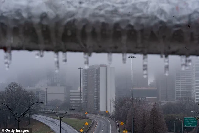 Government Emergency Measures Highlighted as Storm Fern Disrupts Daily Life Across the Nation