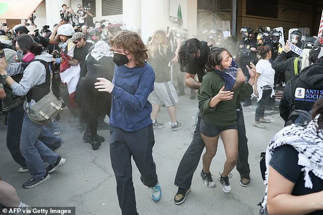 Clashes Erupt in Downtown Los Angeles as Protesters Confront Police Over ICE Raids