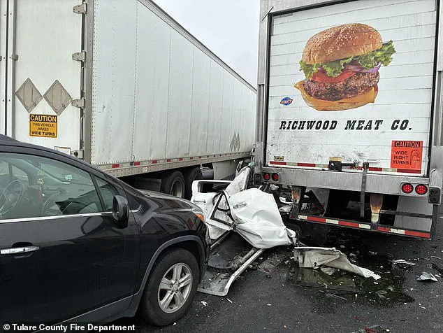 California Highway 99 Shut Down by Massive Fog-Induced Pileup, Highlighting Challenges in Ensuring Road Safety During Extreme Weather