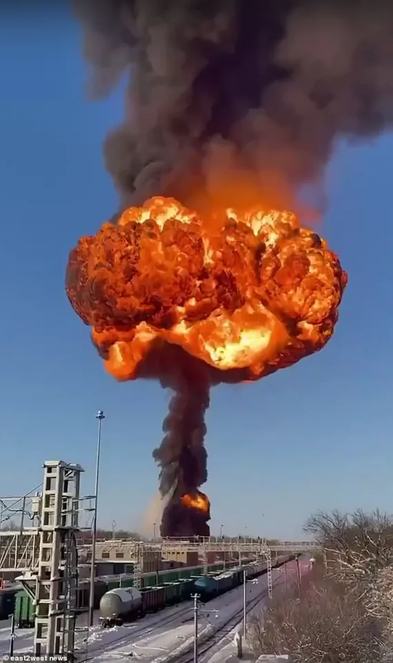 Explosion on Key Russian War Supply Route in Tambov Sparks Suspicions of Ukraine-Linked Sabotage