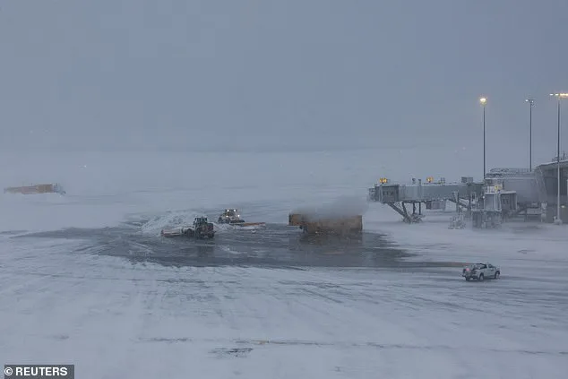 Historic Blizzard Paralyzes East Coast as 'Weather Bomb' Sparks Travel Chaos and Record Flight Cancellations