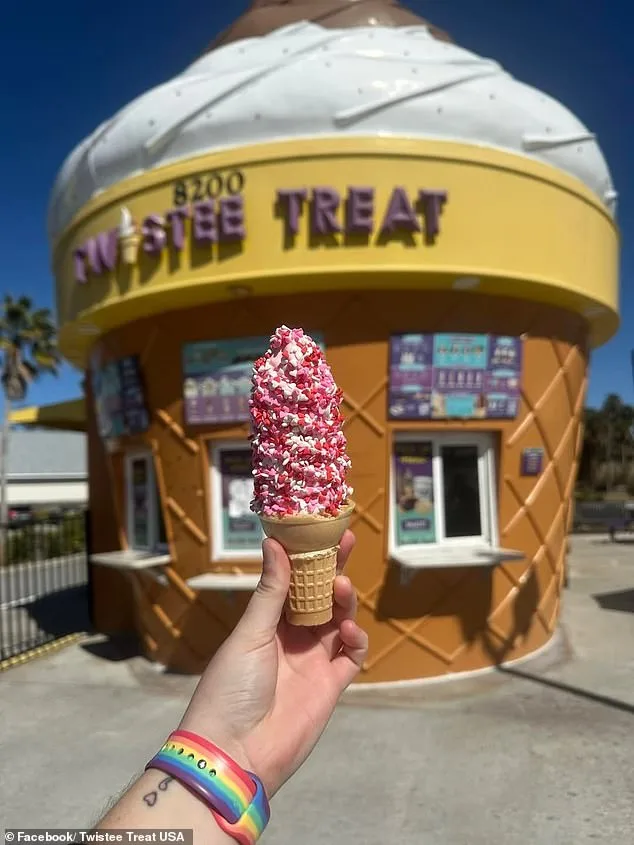 Twistee Treat's Arrival in The Villages Ignites Debate Over Identity, Aesthetics, and the Quirks of a Florida Retirement Community