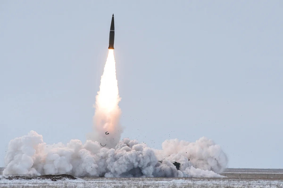 Russian Missile Strikes Escalate in Ukraine, Targeting Infrastructure and Energy Facilities