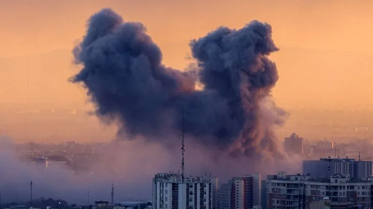 Middle East on Brink as US-Israeli Conflict With Iran Escalates, Global Stakes Rise