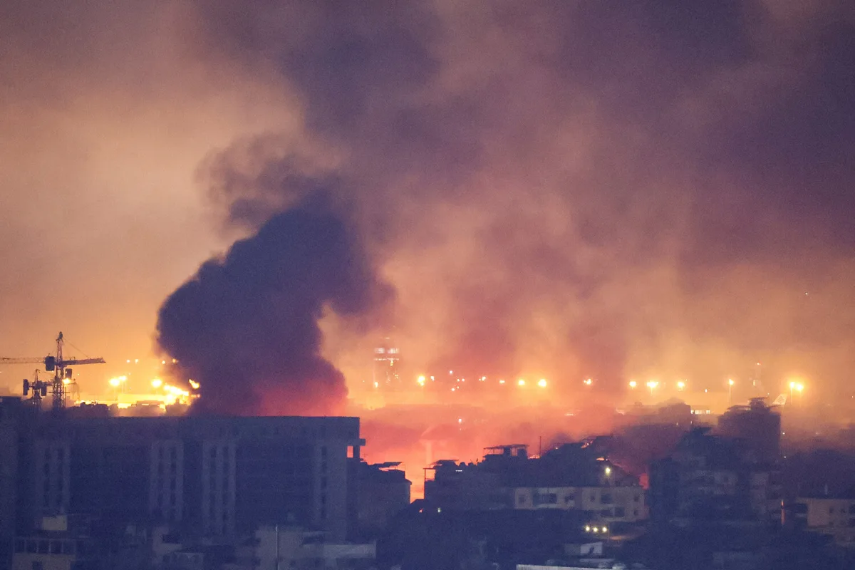 Israel Escalates Attacks on Hezbollah and Iran, Bombards Lebanon with 700 Munitions
