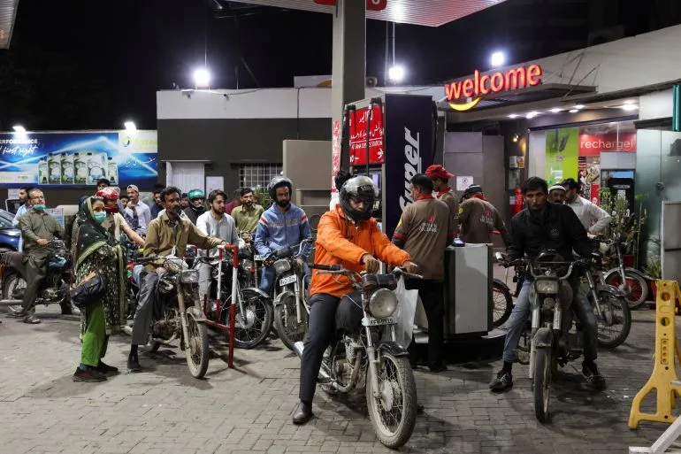 Pakistan's Austerity Measures and Workweek Changes Tackle Energy Crisis from Middle East Conflict