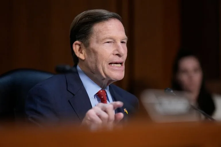 Senate Split Over Iran War Strategy as Democrats Demand Hearings, Republicans Block Efforts