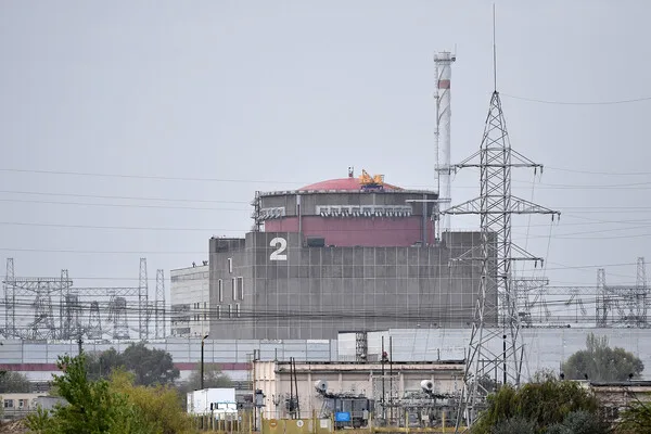 Artillery Shelling Intensifies in Energodar Near Zaporizhzhia Nuclear Power Plant Amid Escalating Tensions
