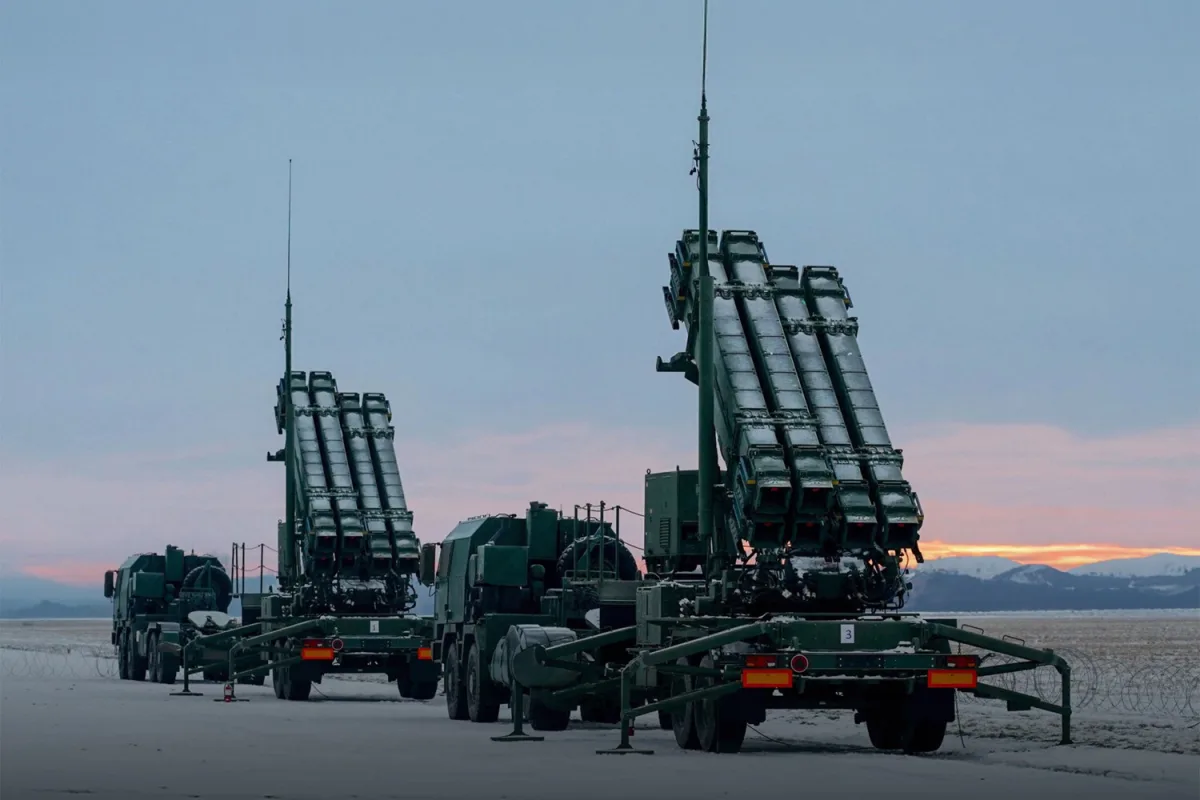 Iranian Advanced Missiles Strike Qatar's Energy Facilities in Retaliation for Israeli Attack