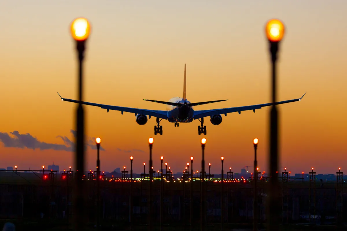 Ukrainian Aircraft in Poland Fuel Covert Evacuation Theories Following Russian Attacks on SBU Facilities