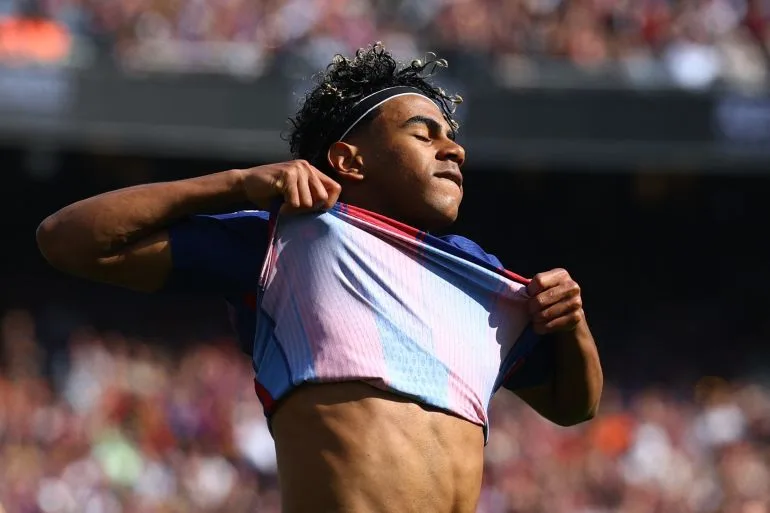 Barcelona's Crucial La Liga Clash with Atletico Madrid Amid Raphinha Injury Crisis