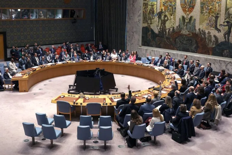 Russia and China Veto UN Resolution on Safeguarding Shipping in Strait of Hormuz, Highlighting Global Governance Divide