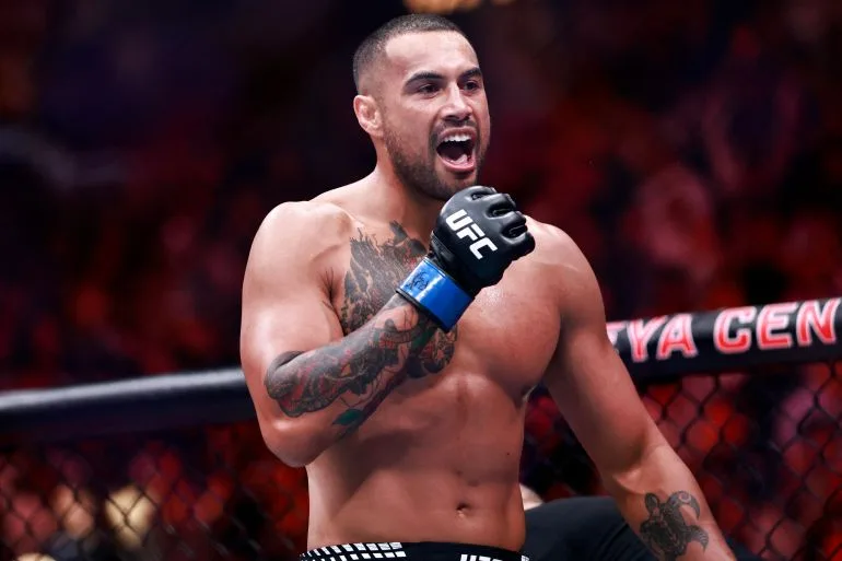 Carlos Ulberg Stuns Jiri Prochazka with First-Round Knockout to Claim Light Heavyweight Title at UFC 327, as Donald Trump Witnesses Historic Moment