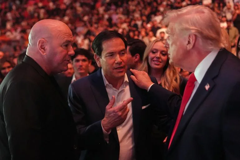 Carlos Ulberg Stuns Jiri Prochazka with First-Round Knockout to Claim Light Heavyweight Title at UFC 327, as Donald Trump Witnesses Historic Moment