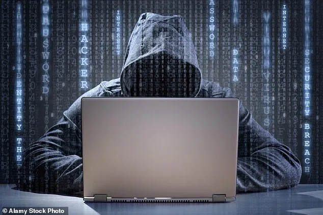 Apple Warns Millions of iPhones Vulnerable to New DarkSword Malware